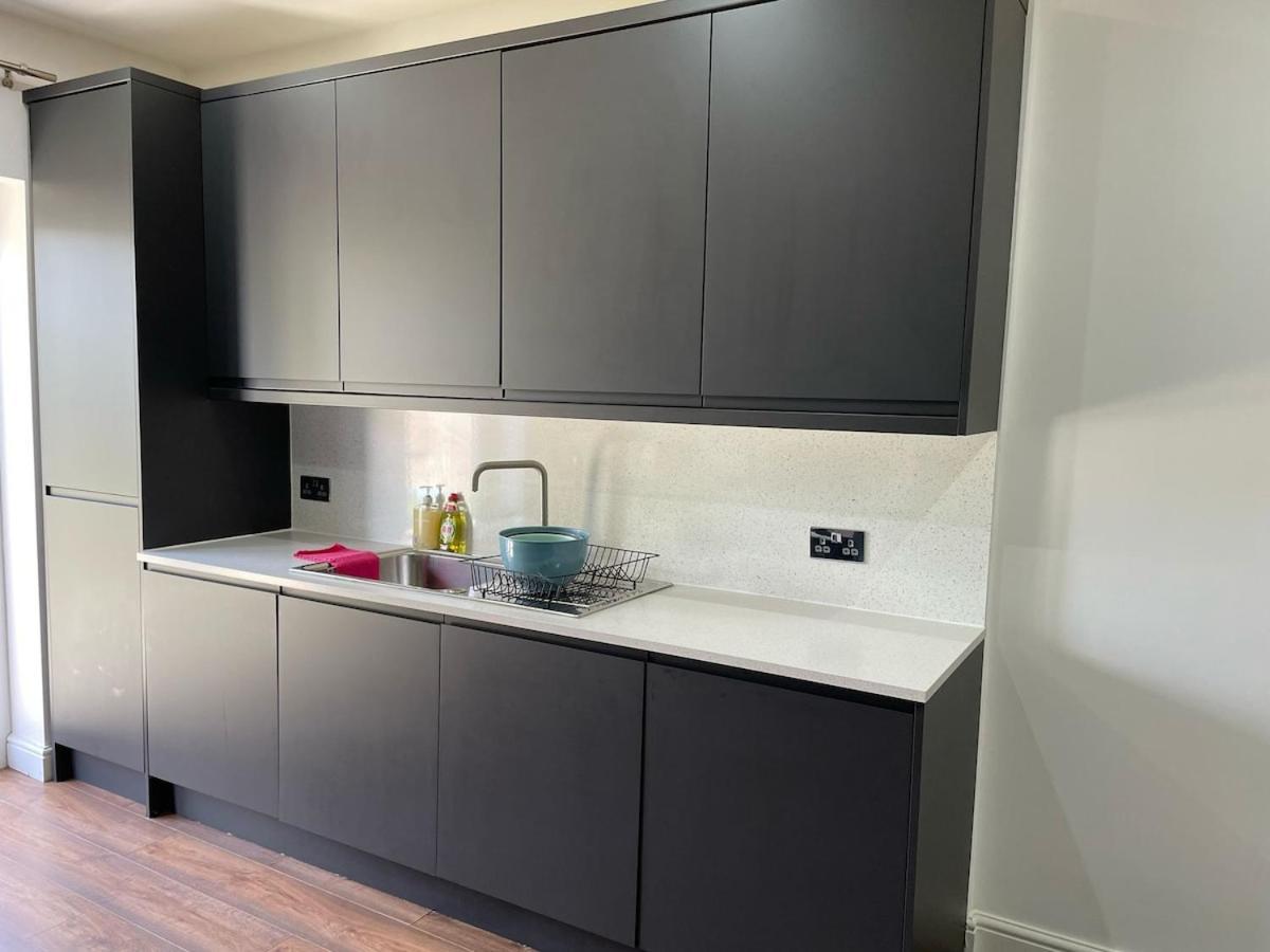 Spacious 3 Bed Flat Belvedere Dartford Bagian luar foto
