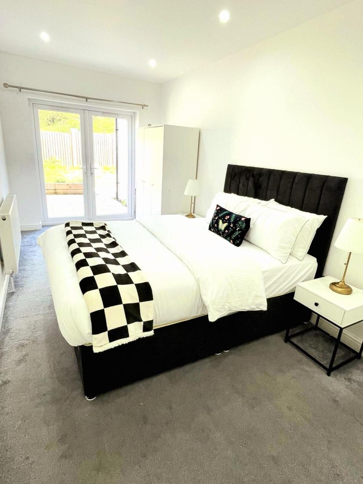 Spacious 3 Bed Flat Belvedere Dartford Bagian luar foto