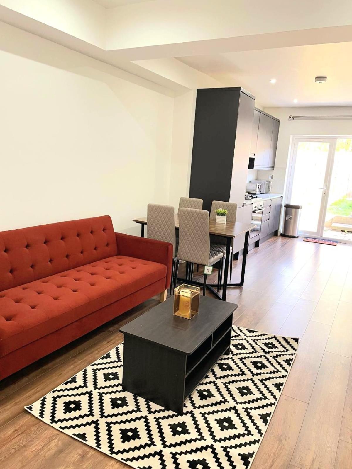 Spacious 3 Bed Flat Belvedere Dartford Bagian luar foto