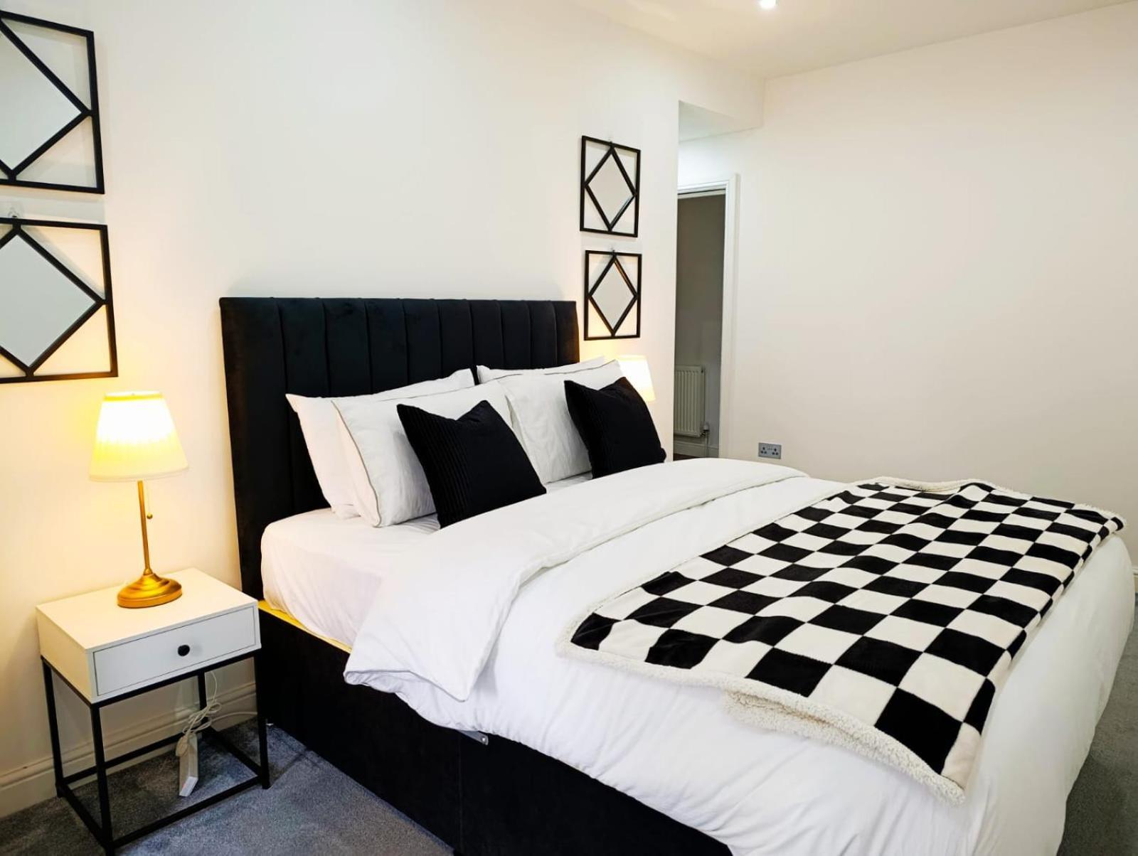 Spacious 3 Bed Flat Belvedere Dartford Bagian luar foto
