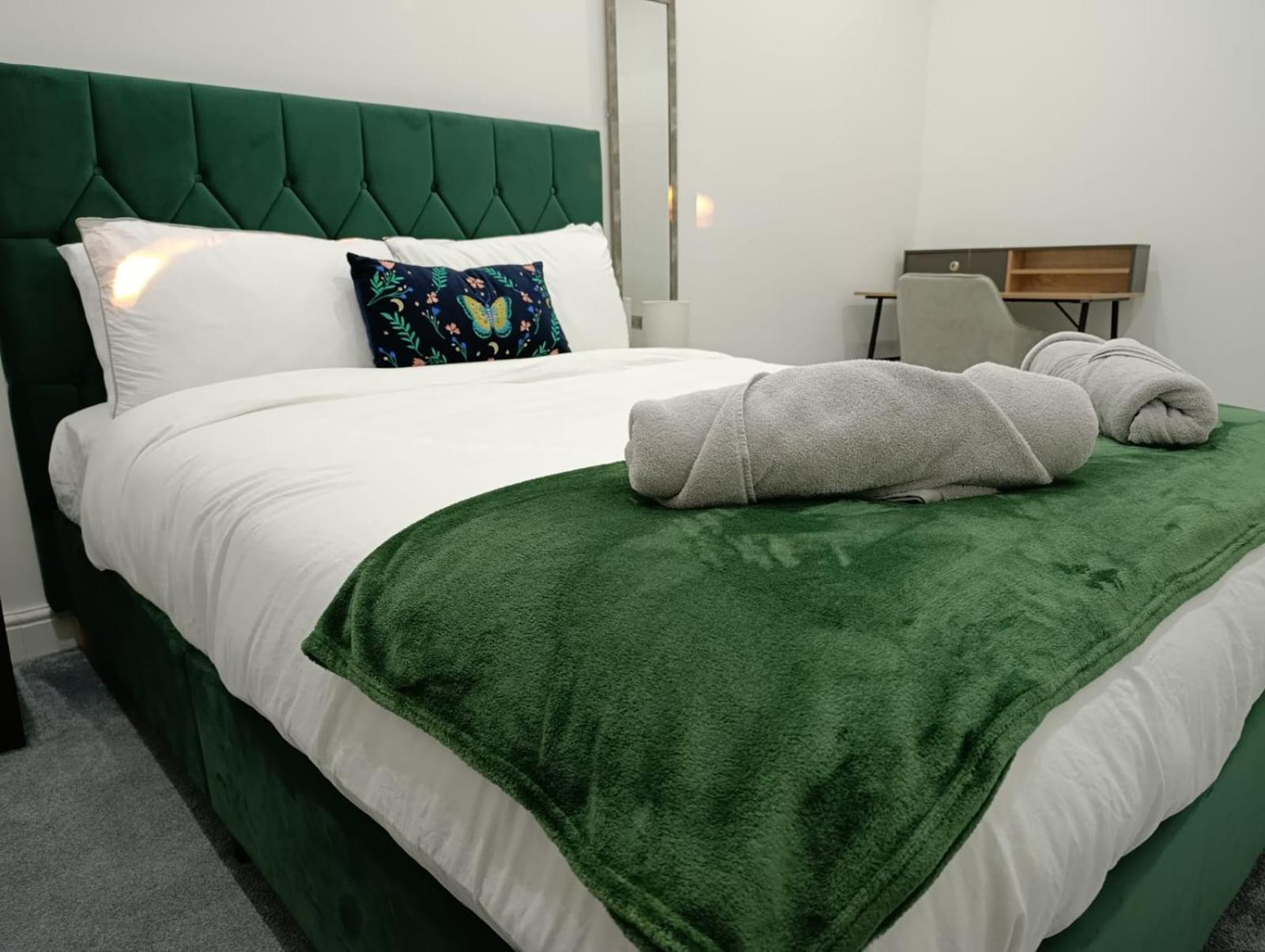 Spacious 3 Bed Flat Belvedere Dartford Bagian luar foto